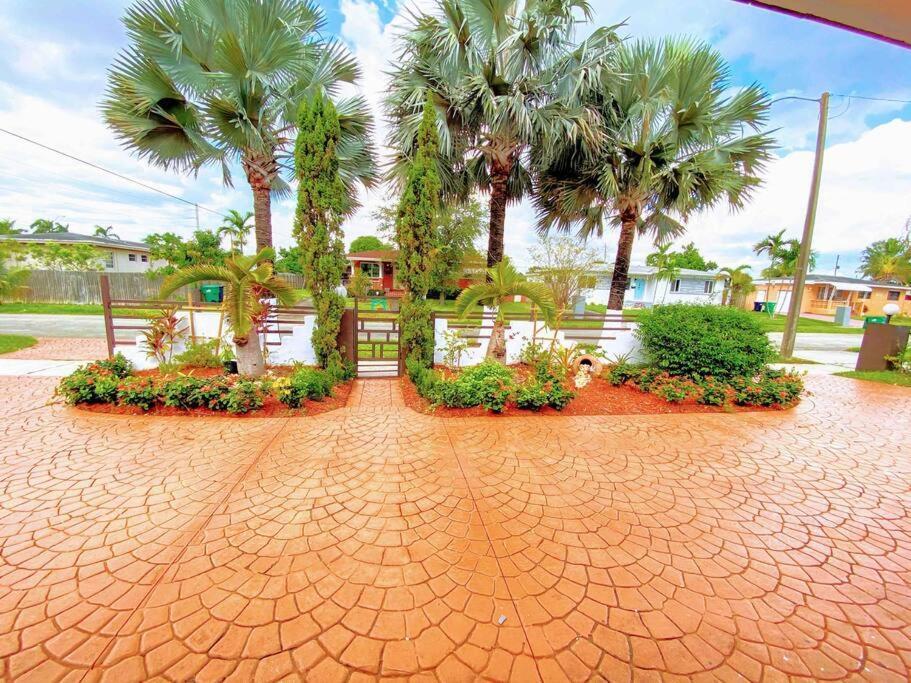 Ms. Marriott'S Str, Miami Villa Luaran gambar