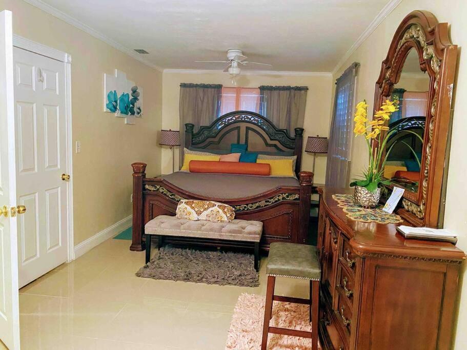Ms. Marriott'S Str, Miami Villa Luaran gambar